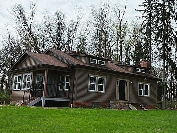 2nd image of 460 Beaver Run Rd
