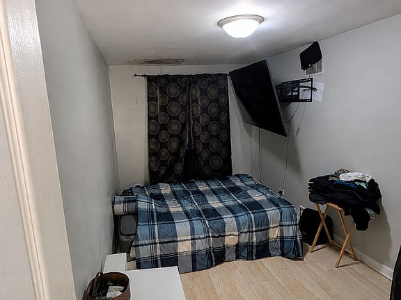 4th image of 12207 S Elizabeth St