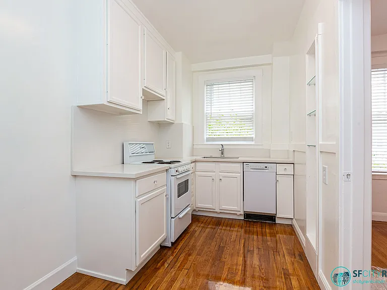 1945 Broadway St #102 — Photo 10