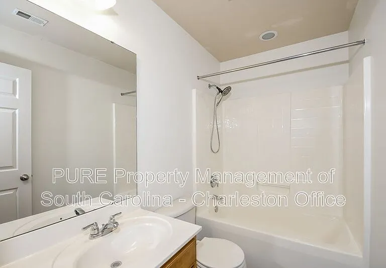 191 Emerald Isle Dr — Photo 15