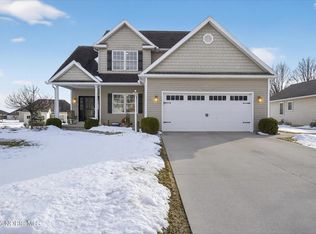 1171 Apache Dr, Wauseon, OH 43567