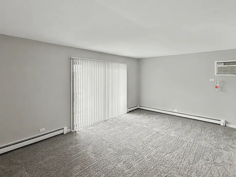 1110 Chalet Dr #301 — Photo 5