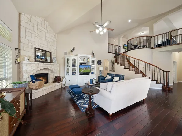 2840 England Pkwy, Grand Prairie, TX 75054