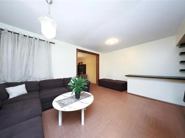 127 Bay 23rd Street image 5 of 31