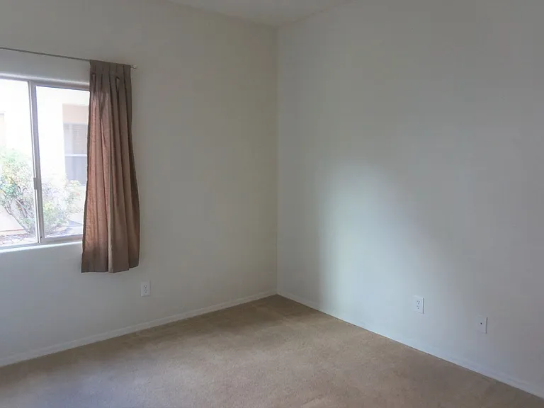 1098 Paso Robles Ave — Photo 10