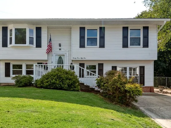 2354 Maytime Dr, Gambrills, MD 21054