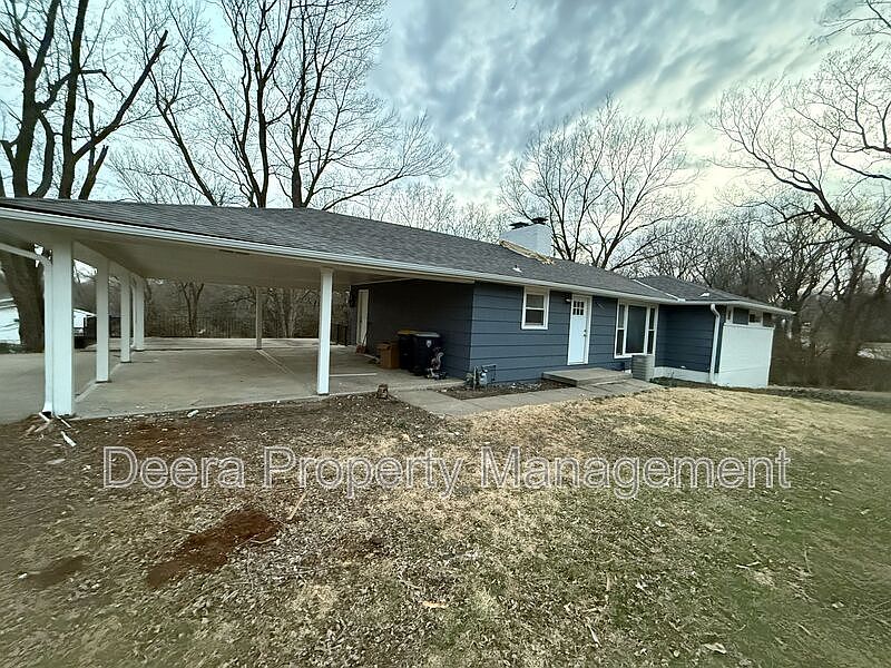 1st image of 9900 Richmond Dr