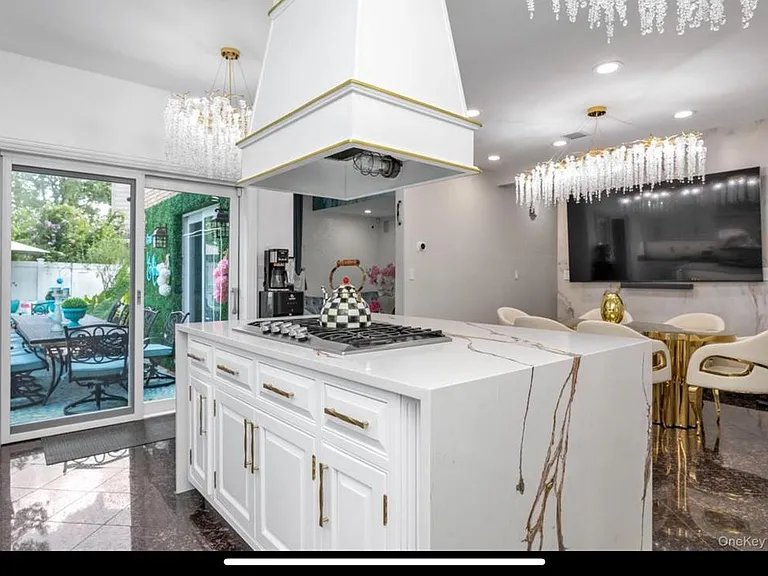 27 Circle Dr — Photo 4