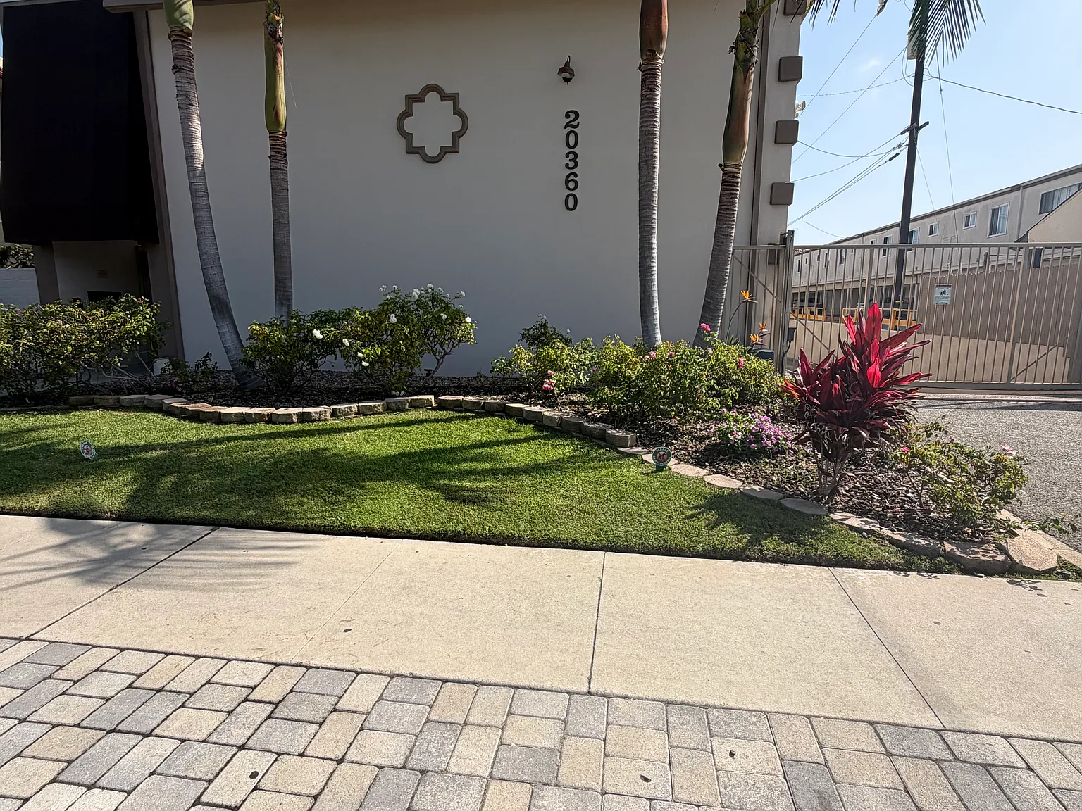2 bed, $2,375 — Photo 2