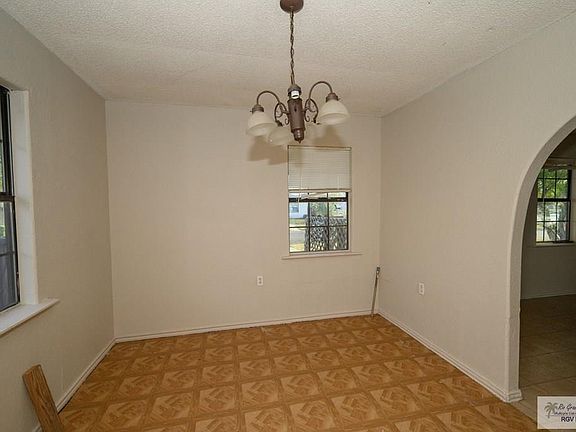 5th image of 6901 Laguna De Palmas Dr