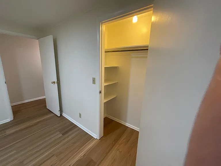 408 Cone St — Photo 8