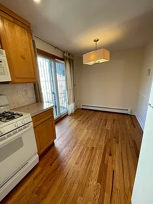 Rented by Giaps Realty Group LLC | media 5