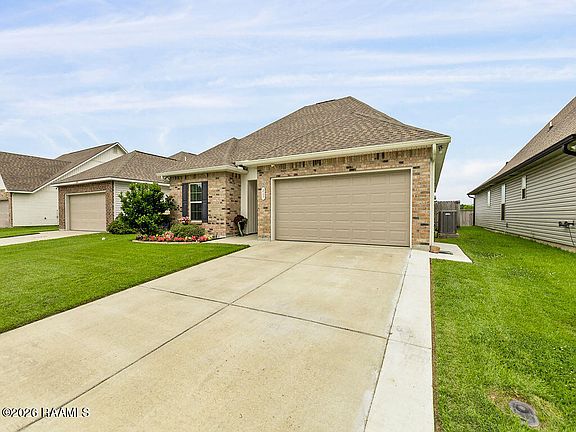 4th image of 207 Springsteen Ln