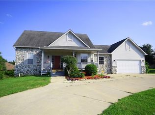 5165 Pine Lake Forest Ct, Linden, MI 48451