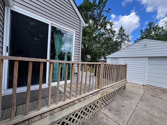5th image of 1812 W Highland Blvd