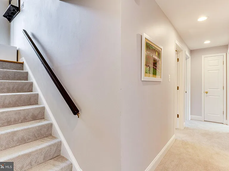 6519 Engel Dr — Photo 52