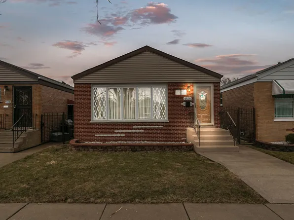 4525 S Leamington Ave, Chicago, IL 60638