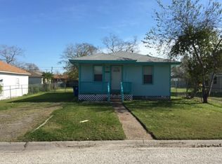 2518 Avenue D, Ingleside, TX 78362