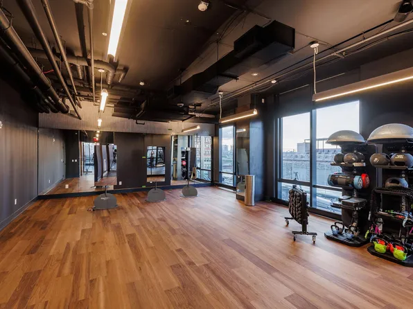 180 Morgan Street image 19 of 140