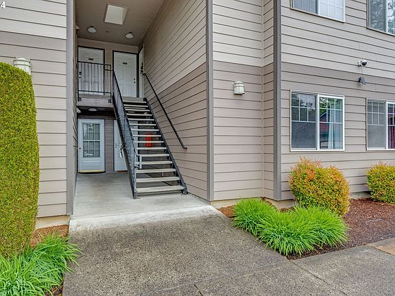 2nd image of 14609 NE 20th Ave #C102