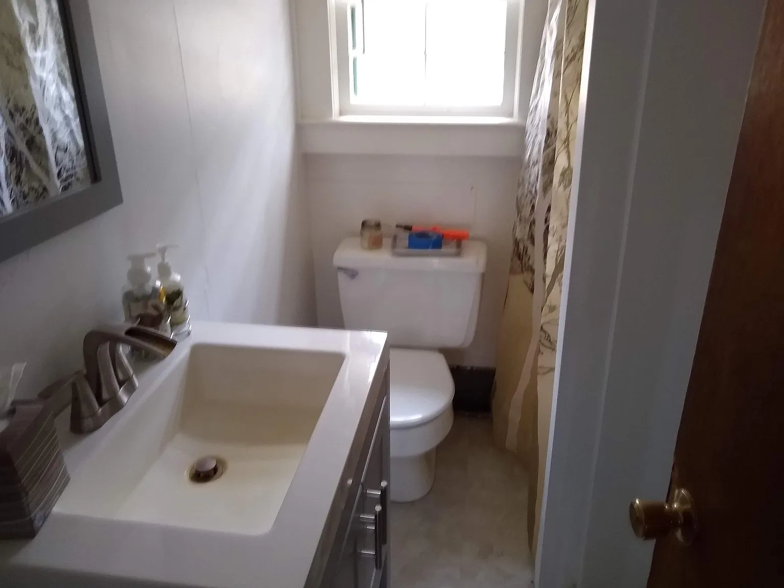 2 bed, 950 sqft, $3,200 — Photo 2