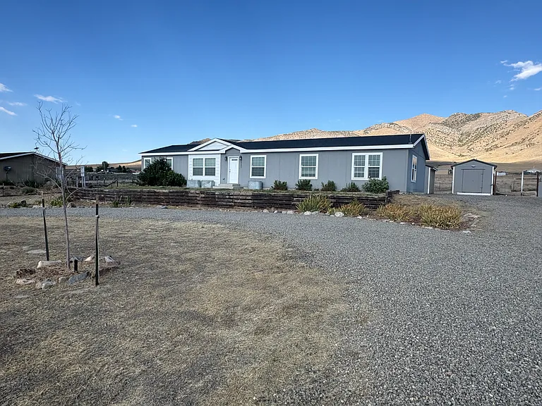10685 Spur St — Photo 2