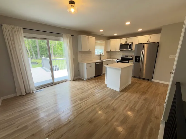5750 Crandall Rd — Photo 8