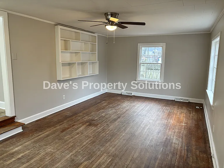 203 Parkwood Ave — Photo 7