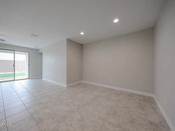 5th image of 26122 N 170th Ave