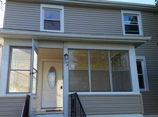 32 Cedar St, Pennsville, NJ 08070