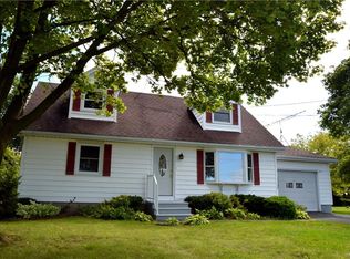 4939 Keck Rd, Lockport, NY 14094