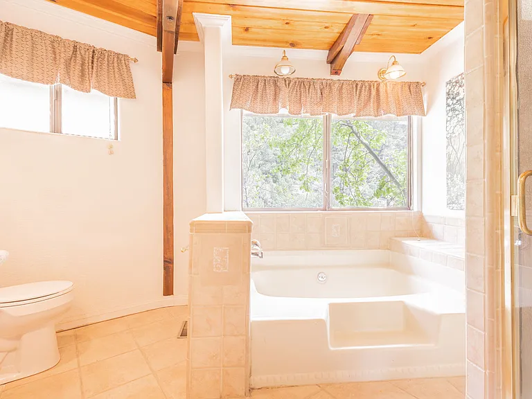 6326 Bluebird Rd — Photo 30