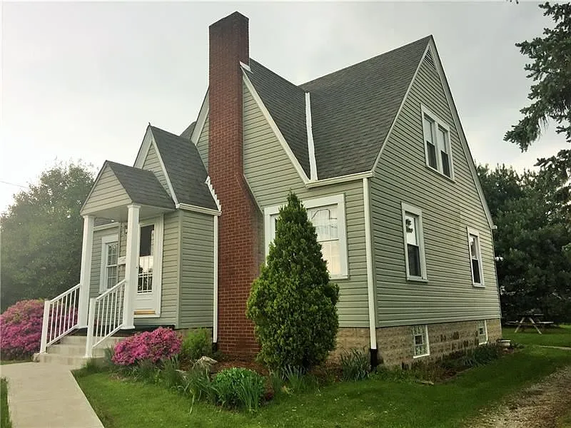 934 Washington Rd photo 1