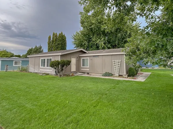 2101 N Pittsburg Ct, Kennewick, WA 99336