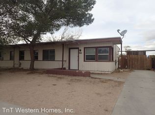 445 N Gold Canyon St, Ridgecrest, CA 93555