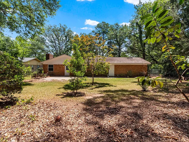 3108 Briarwood Dr — Photo 35