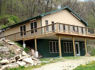 2008 Wildcat Canyon Dr, Lansing, IA 52151