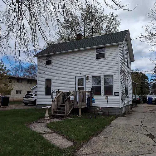 200 N Badger Ave Photo 1
