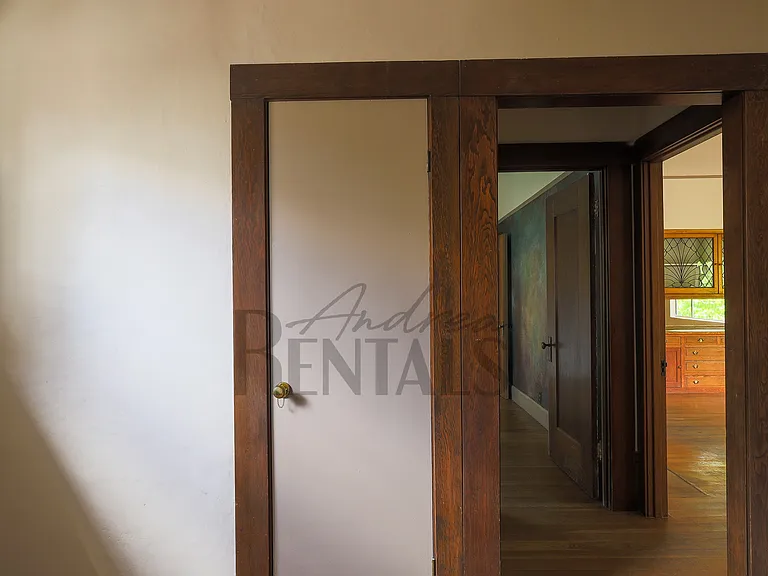 5363 Shafter Ave — Photo 29