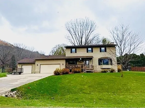 2368 Maria Rd, Winona, MN 55987