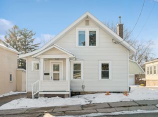 757 Roberts St, Dubuque, IA 52001