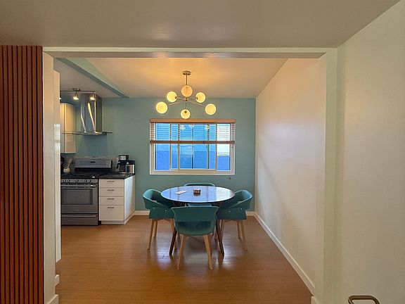 5th image of 2529 Abbot Kinney Blvd #1/2