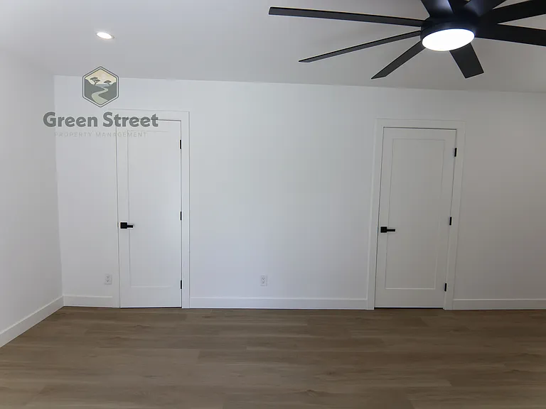 6831 Amherst St — Photo 13