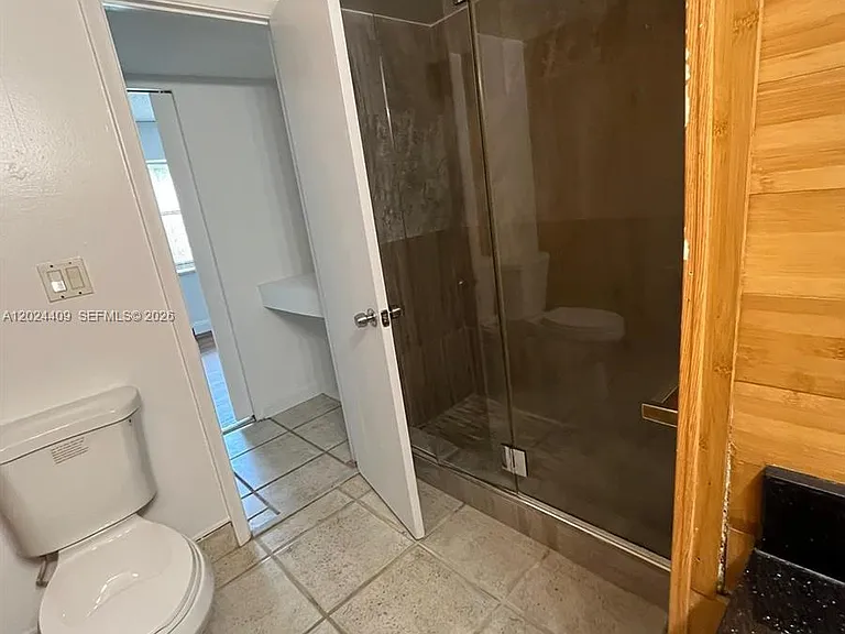 3123 Oakland Shores Dr #D112 — Photo 11