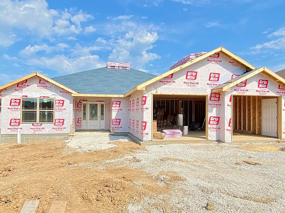 1st image of 832 Ronan Ct