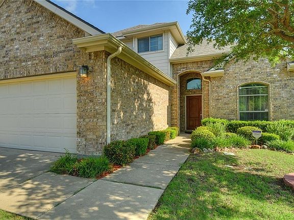 2nd image of 708 Hardwood Dr