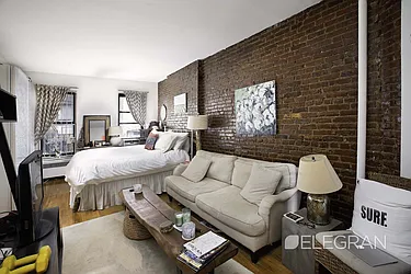 Rented by (Legacy) Elegran