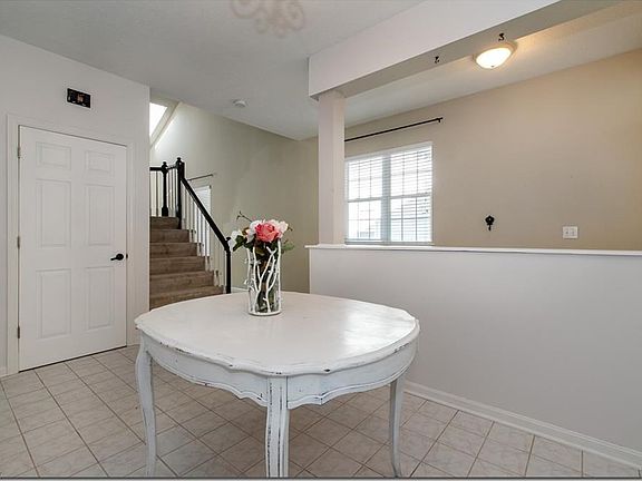 5th image of 9794 Sugarbush Cir