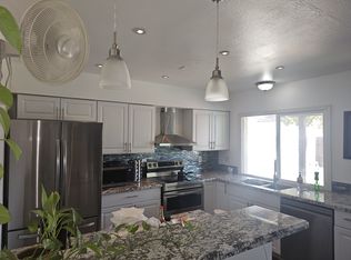 3719 W Gelding Dr #876, Phoenix, AZ 85053