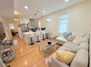 29 Putnam Ave APT 2, Cambridge, MA 02139